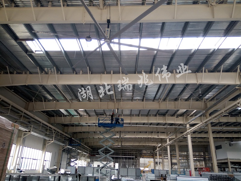 瑞泰風工業大風扇，工業大風扇，瑞泰風大型工業風扇，高大廠房降溫通風，廠房降溫通風改善方案