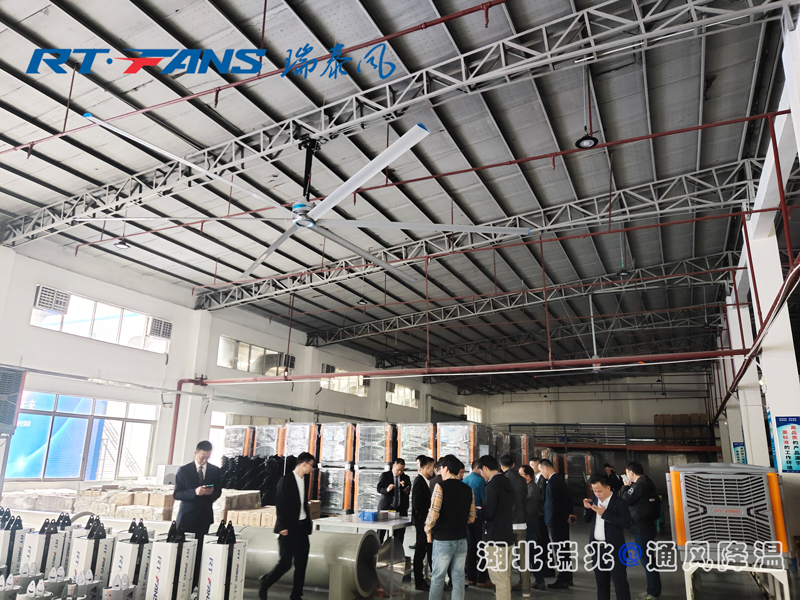  永磁直驅工業大吊扇,永磁工業大吊扇,永磁工業大風扇,大型工業風扇,高大型空間降溫